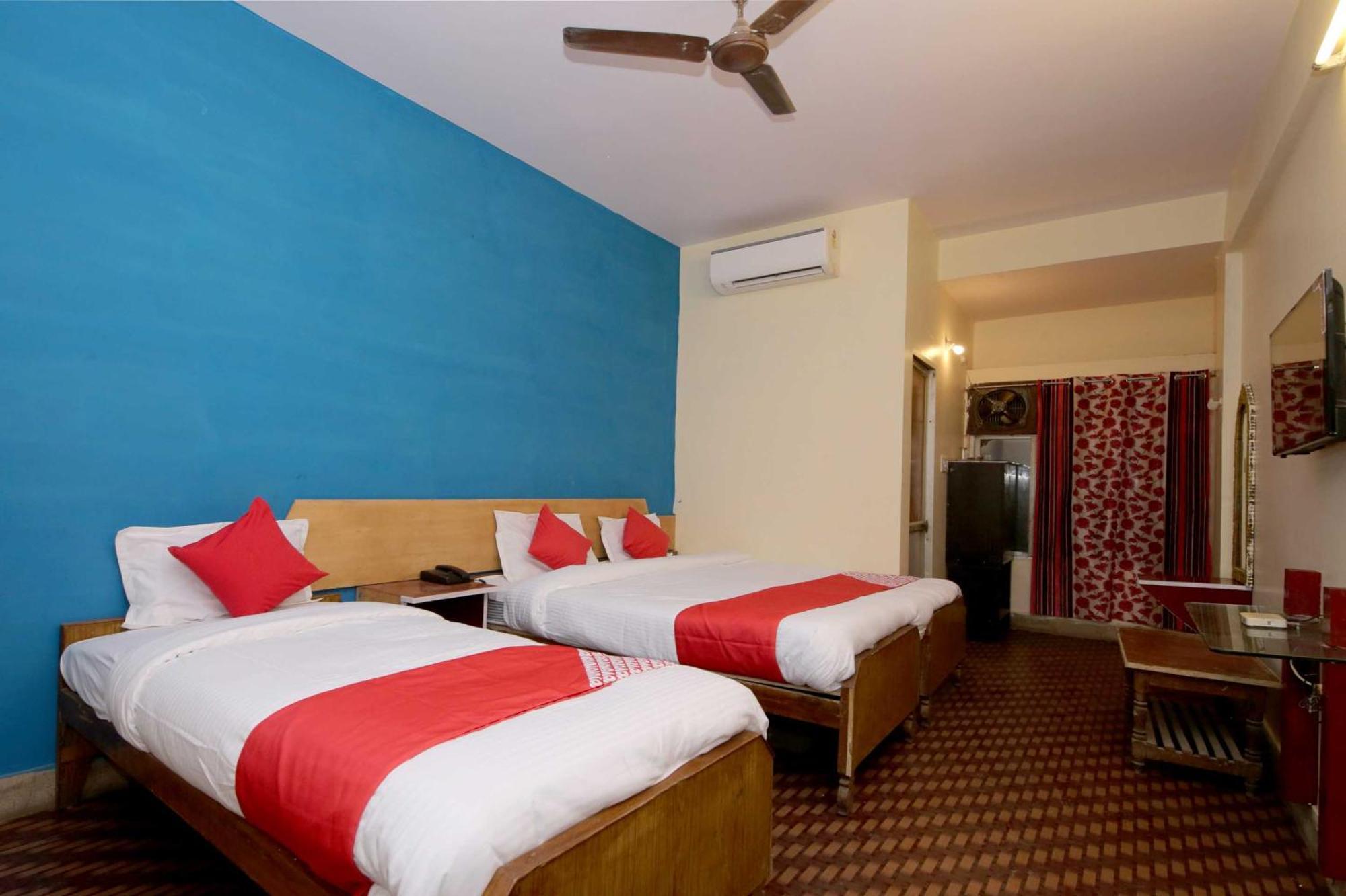 Oyo Flagship 15481 Hotel Star Karnāl Exterior foto